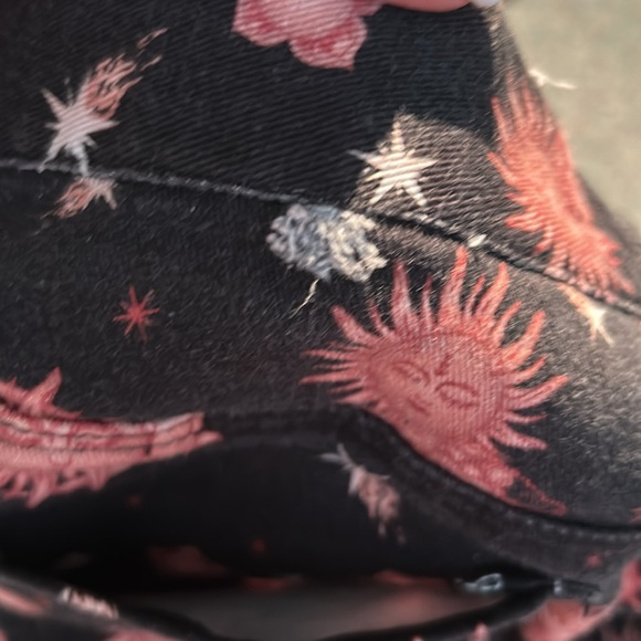Ladies size 1X “Horoscopez” jeans from Dollskill - Picture 10 of 11